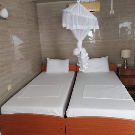 Hotel Milano Tourist Rest Anuradhapura Zewnętrze zdjęcie