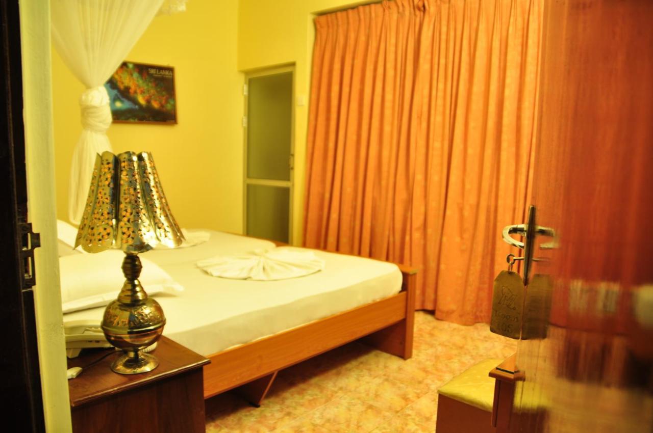 Hotel Milano Tourist Rest Anuradhapura Zewnętrze zdjęcie