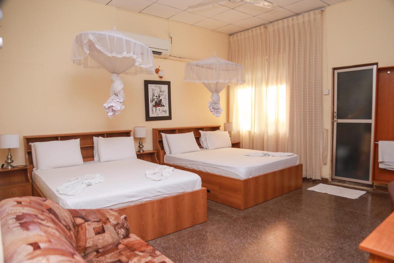 Hotel Milano Tourist Rest Anuradhapura Zewnętrze zdjęcie