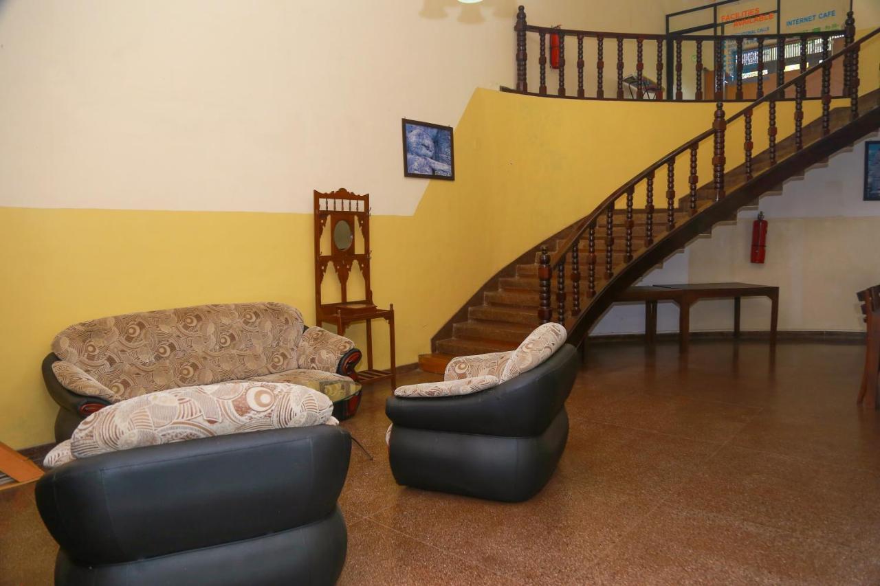 Hotel Milano Tourist Rest Anuradhapura Zewnętrze zdjęcie