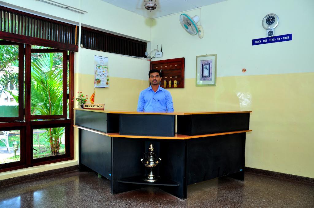 Hotel Milano Tourist Rest Anuradhapura Zewnętrze zdjęcie