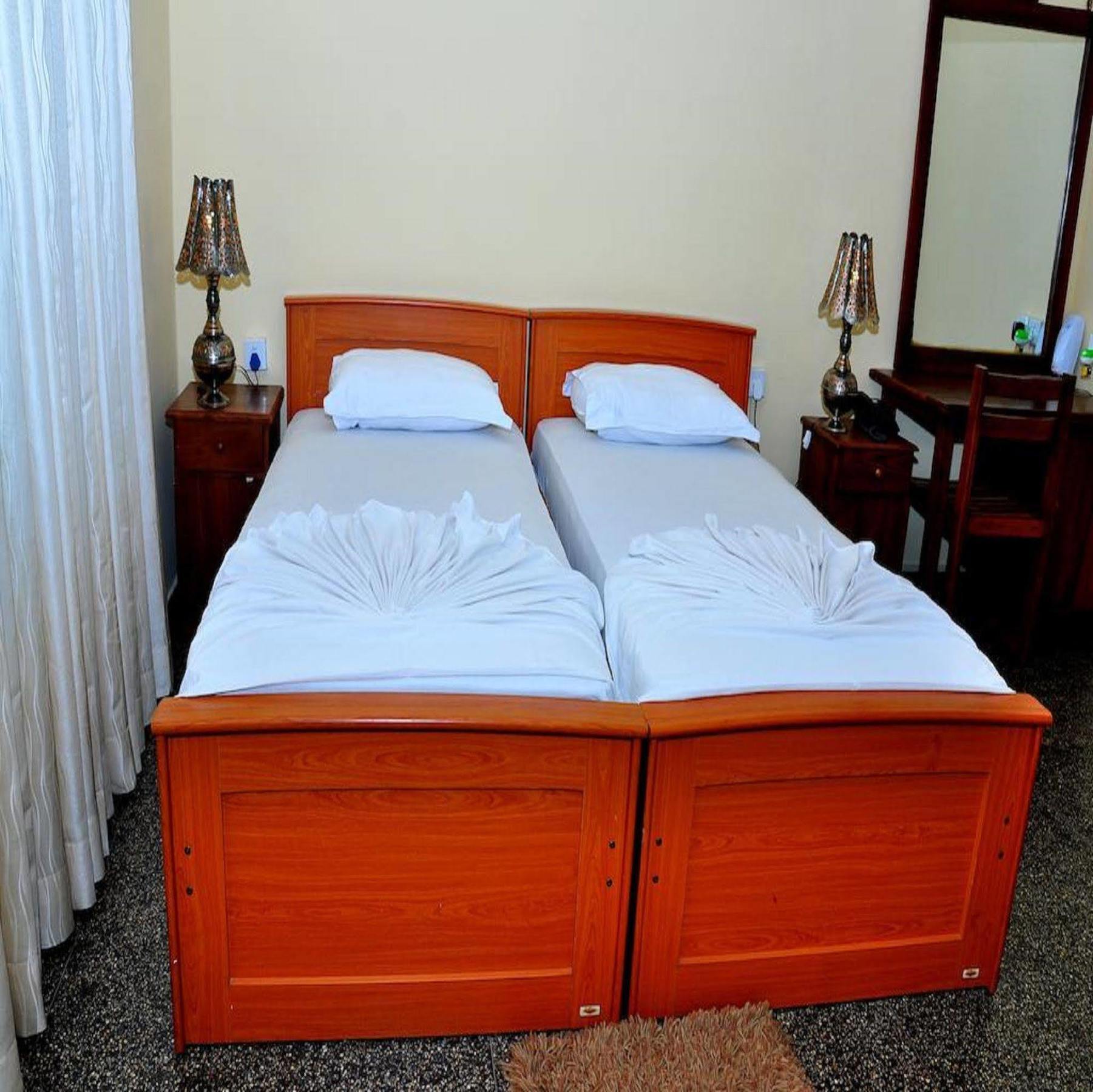 Hotel Milano Tourist Rest Anuradhapura Zewnętrze zdjęcie